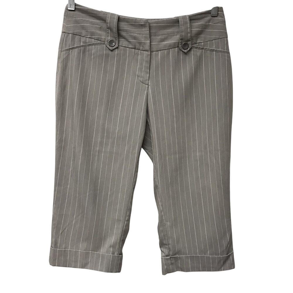 First Option Pants Womens 6 Capri Gray White